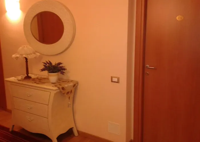 Ferrari Szálloda Castione della Presolana