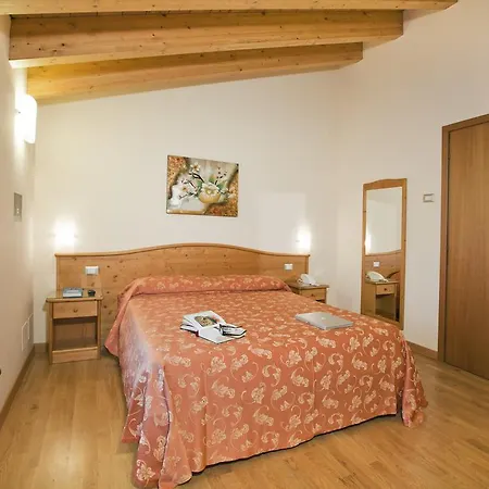 Hotel Ferrari