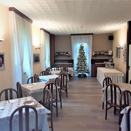 Hotel Ferrari Castione della Presolana